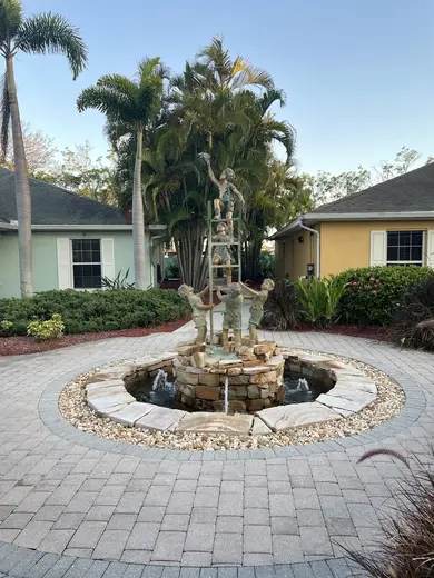 Serene garden fountain at WhiteSands Alcohol & Drug Rehab Fort Myers, a detox center in Miami.